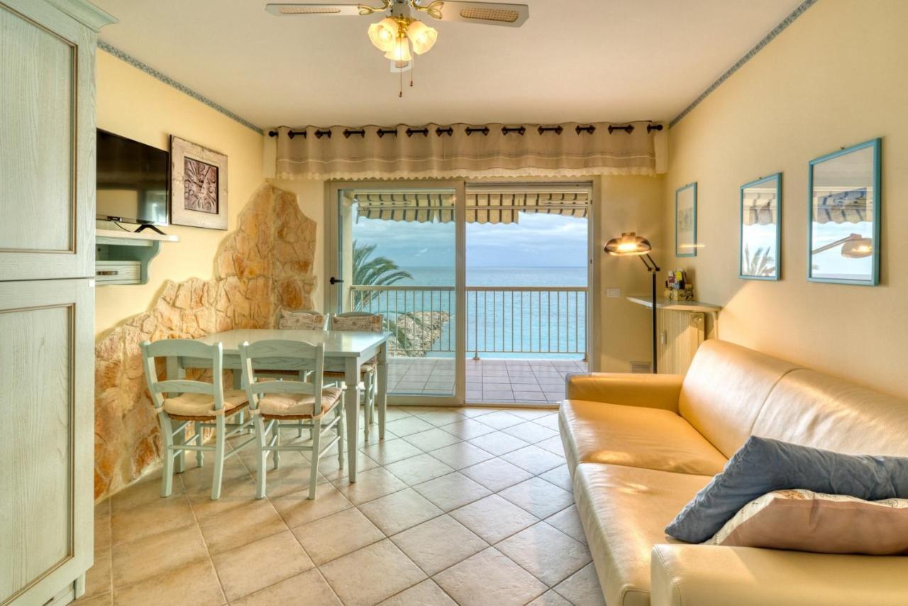 Apartament Charmant T3 Front De Mer Roquebrune-Cap-Martin Zewnętrze zdjęcie